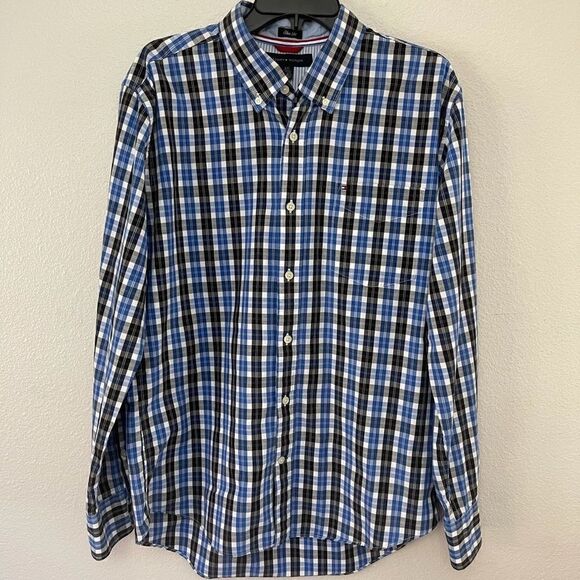 Tommy Hilfiger Men’s Button Down Slim Fit Shirt Size Large. - Picture 1 of 5
